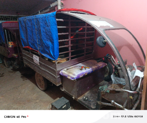 Delivery van / tomtom